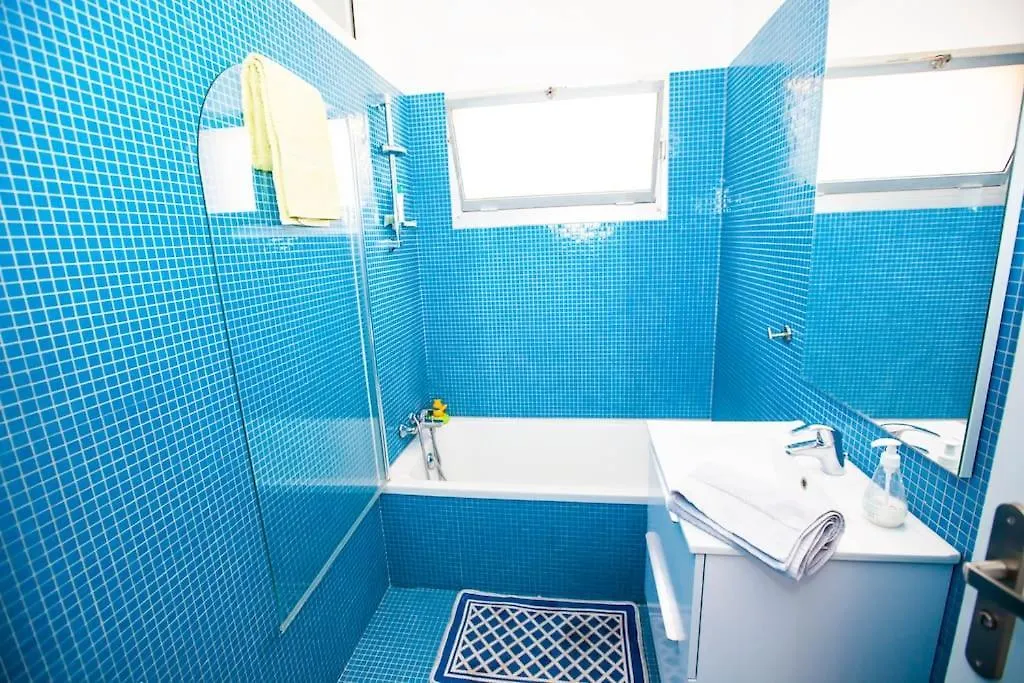 French Riviera: Seafront Apt & Pool Near Monaco Roquebrune-Cap-Martin