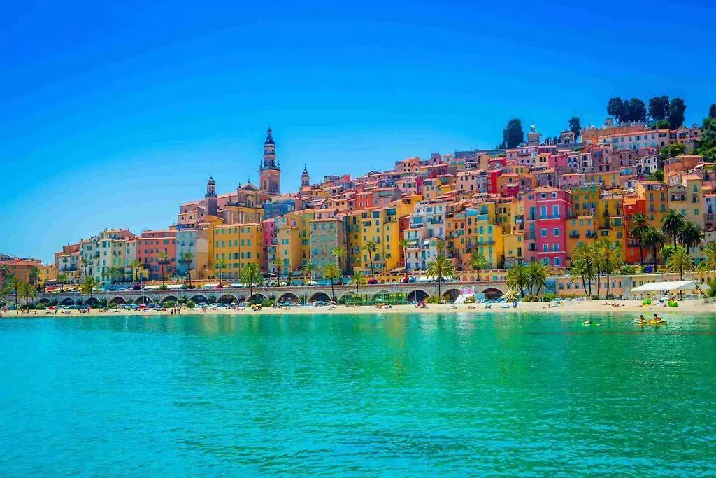 Apartment French Riviera: Seafront Apt & Pool Near Monaco Roquebrune-Cap-Martin France